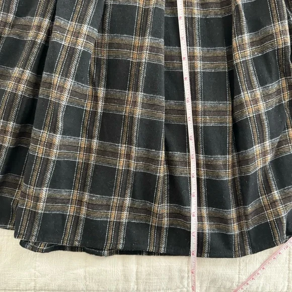 Paid Pleater A-line Mini Skirt Side Zip - Picture 7 of 7